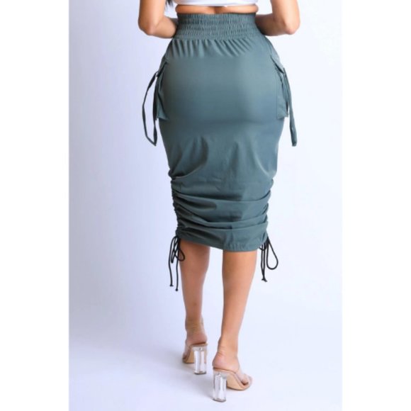 Women’s Olive Windbreaker Skirt - Picture 4 of 6